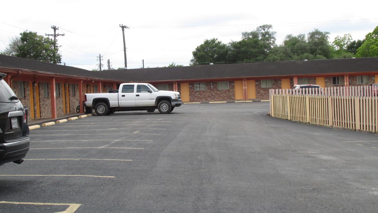 Sportsman'S Motel Eagle Lake Exterior foto